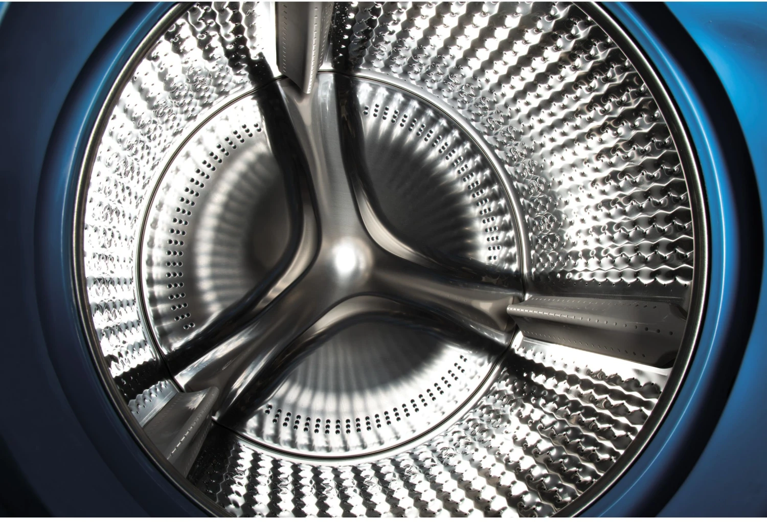 GE® 5.0 Cu. Ft. White Smart Front Load Washer 5 GE® 5.0 Cu. Ft. White Smart Front Load Washer - Image 3