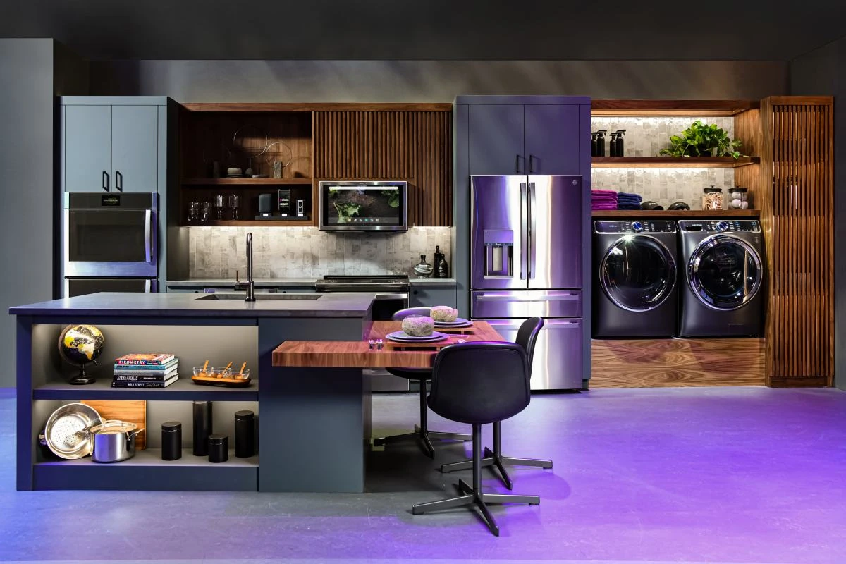 GE Profile™ 5.3 Cu. Ft. Carbon Graphite Front Load Washer 12 GE Profile™ 5.3 Cu. Ft. Carbon Graphite Front Load Washer - Image 10