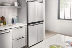WHIRLPOOL Kitchen 4 Piece Package 610 19 WHIRLPOOL Kitchen 4 Piece Package 610 -Samsung LG Store b93eaedf 6be3 42f8 bf90 9fde472d64db