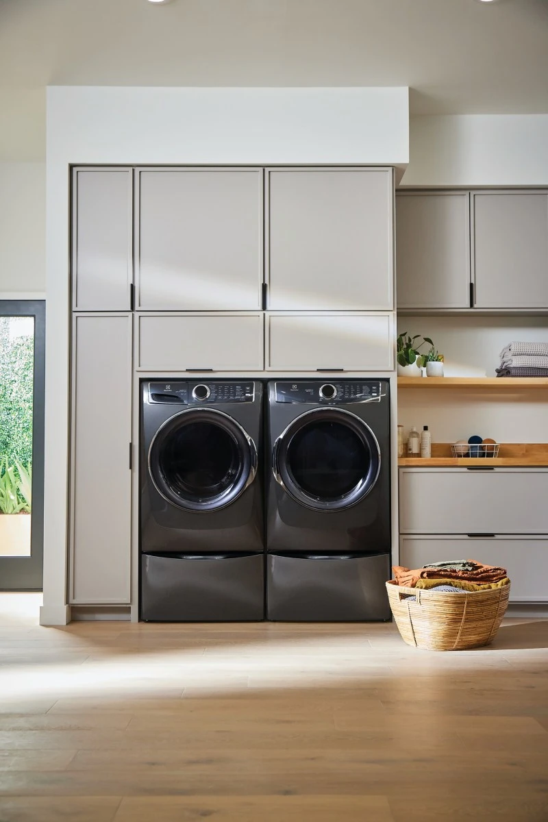 Open Box **Scratch And Dent** Electrolux 8.0 Cu. Ft. Titanium Electric Dryer 12 Open Box **Scratch And Dent** Electrolux 8.0 Cu. Ft. Titanium Electric Dryer - Image 10